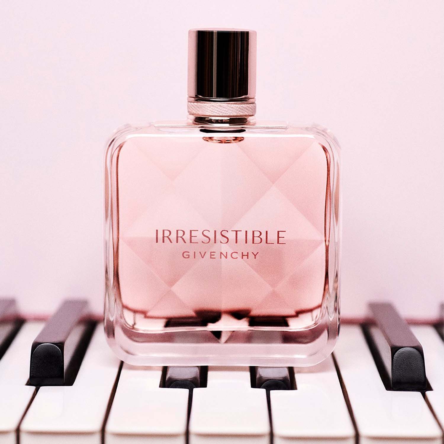 PERFUME PARA MUJER IRRESISTIBLE EAU DE PARFUM